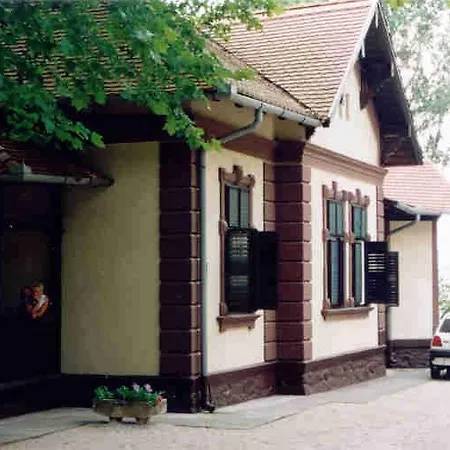 Bed & Breakfast Korona Balatonvilagos