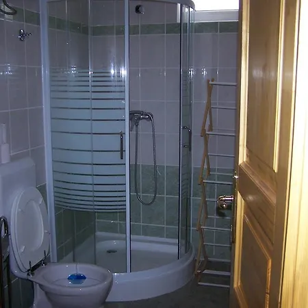 Korona Bed & Breakfast