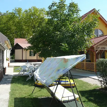 Bed & Breakfast Korona Balatonvilagos